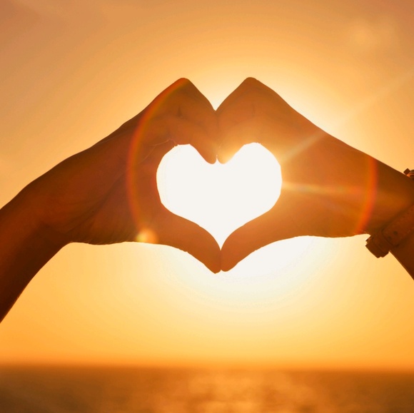 Meet your Posher, Kelsey - Picture 1 of 1